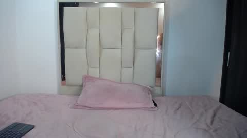 Snapshot of amandarousell chatting on December 2024 12:07:01 AM AmandaRousel online show from December 2024 12:07:01 AM