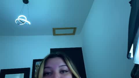 Amandha online show from June 2026 12:03:01 PM