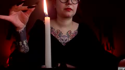 Goddess Amanita online show from November 2025 12:59:02 PM