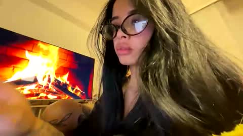 Snapshot of amapola_666 chatting on March 2026 12:37:02 AM Ama online show from March 2026 12:37:02 AM