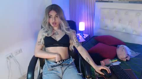 Snapshot of amapola_hs chatting on October 2025 11:16:01 PM amapola_hs online show from October 2025 11:16:01 PM