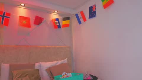 Snapshot of amara_queen_ chatting on June 2026 12:15:01 AM Amara online show from June 2026 12:15:01 AM