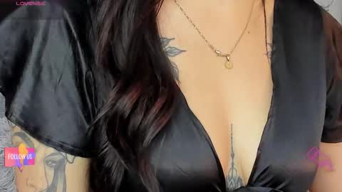 Snapshot of amara_vause chatting on September 2025 01:06:02 AM - A M A R A - online show from September 2025 01:06:02 AM
