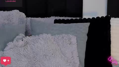 -  A M A R A - online show from October 2025 09:59:01 PM