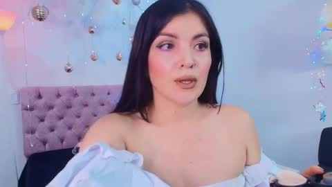 Snapshot of amara_vega chatting on December 2024 11:45:02 AM Amara Vega online show from December 2024 11:45:02 AM