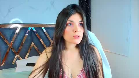 Snapshot of amara_vega chatting on October 2025 10:47:01 AM Amara Vega online show from October 2025 10:47:01 AM