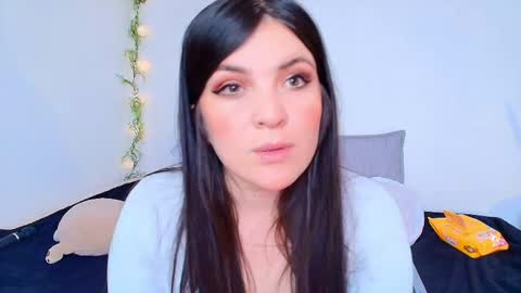 Amara Vega  online show from May 2026 05:18:02 PM
