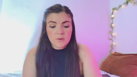 Amara Vega  online show from June 2026 11:57:01 AM