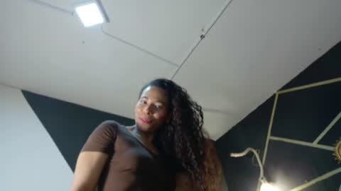 amara_vex online show from July 2026 12:33:01 PM