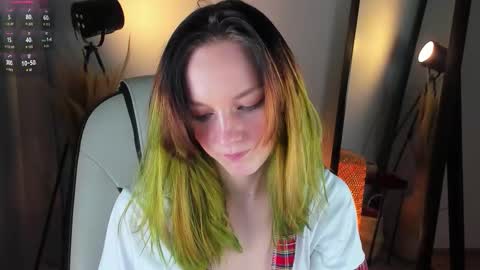 Snapshot of amarajewel__ chatting on September 2025 01:12:01 PM Amara online show from September 2025 01:12:01 PM