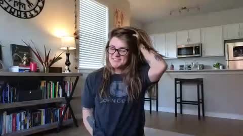 Amara Jezebel online show from October 2025 06:50:02 PM