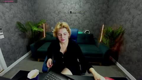 Snapshot of amaranights chatting on November 2025 08:31:01 PM Sofia online show from November 2025 08:31:01 PM