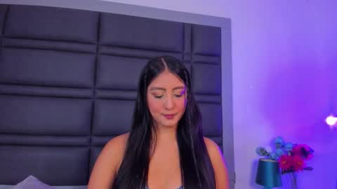 amaranttaylunay online show from March 2026 07:51:02 PM