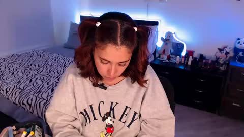 Mila  online show from January 2025 05:39:01 PM