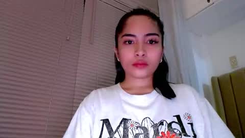 Amariah Holly online show from December 2025 11:52:02 AM