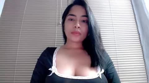 Amariah Holly online show from December 2025 05:07:02 PM