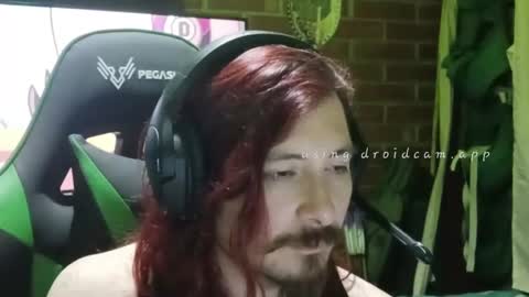 Snapshot of amaru_bf_experience chatting on November 2025 02:44:01 AM Amaru online show from November 2025 02:44:01 AM