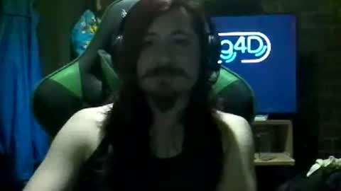 Snapshot of amaru_bf_experience chatting on November 2025 01:17:02 AM Amaru online show from November 2025 01:17:02 AM