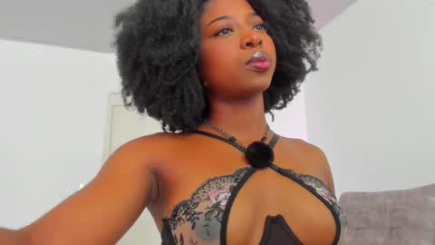 Snapshot of amatiistur chatting on March 2026 08:17:01 PM Tammy online show from March 2026 08:17:01 PM