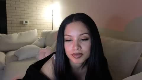 Snapshot of amaya_floress chatting on April 2026 05:49:01 AM amaya_floress online show from April 2026 05:49:01 AM