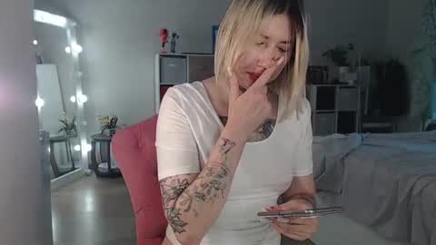Malina online show from August 2026 03:48:01 PM
