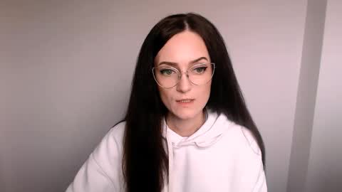 Izza online show from November 2025 08:14:01 AM