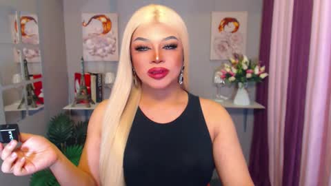 Snapshot of amazingfatcock_ts chatting on January 2025 12:26:01 PM MISS JAZMINE QUEEN OF HELLFIRE online show from January 2025 12:26:01 PM
