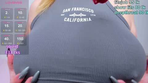 Im Mandy and I love to play in public and do crazy in PVT online show from October 2025 10:36:01 AM