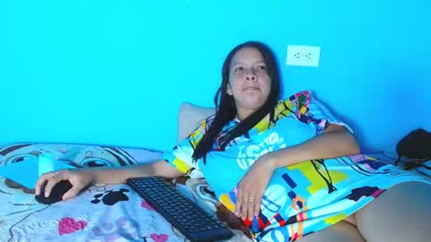 Snapshot of ambar69noir chatting on June 2026 02:24:02 AM HAMBAR online show from June 2026 02:24:02 AM