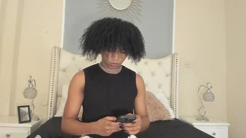 Snapshot of ambar_colling chatting on March 2025 01:09:01 PM Ambar Colling online show from March 2025 01:09:01 PM