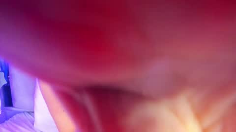   online show from December 2025 06:58:02 PM