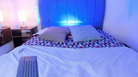 ambar_gh1 online show from May 2026 08:25:01 PM