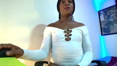 Snapshot of ambar_gil_ chatting on January 2025 03:50:01 PM ambar gil online show from January 2025 03:50:01 PM