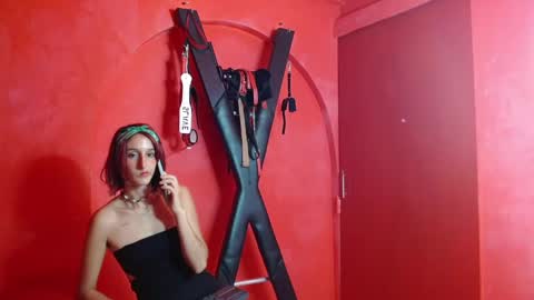 Snapshot of ambar_roux1 chatting on March 2025 05:16:02 PM ambar_roux1 online show from March 2025 05:16:02 PM