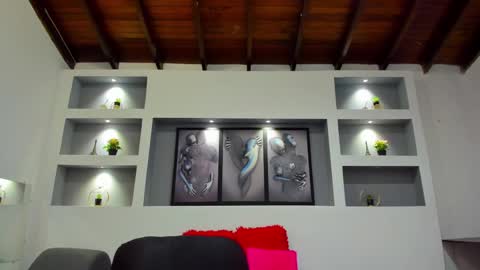 Ambar  online show from January 2025 12:49:02 PM