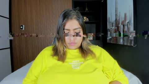Ambar online show from April 2026 09:12:02 PM