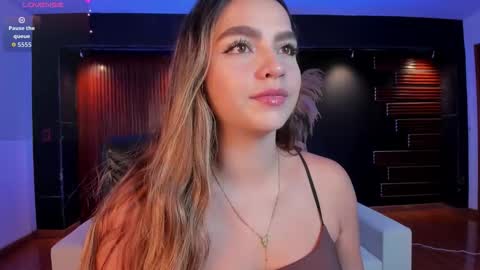 Snapshot of ambarcarter chatting on September 2025 04:01:02 AM Ambar Everyday From 0530 to 1430 Col Time online show from September 2025 04:01:02 AM
