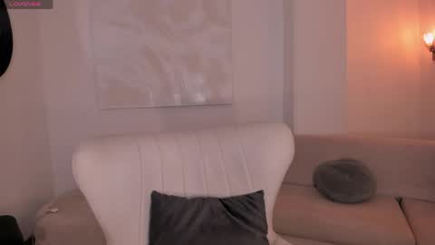 Ambar  online show from May 2026 11:15:01 AM