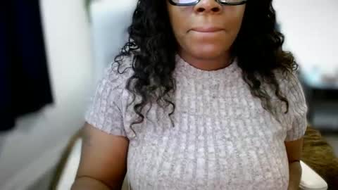 Amoya online show from October 2025 03:27:01 PM