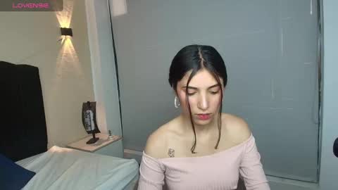 Ambar Ross online show from September 2025 08:24:01 PM