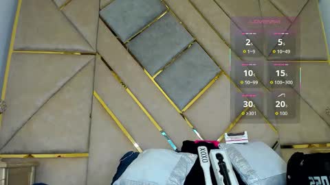 Amber  online show from October 2025 03:02:01 PM