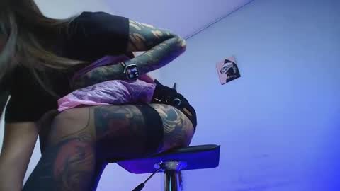 amber_blair online show from November 2025 10:10:01 PM