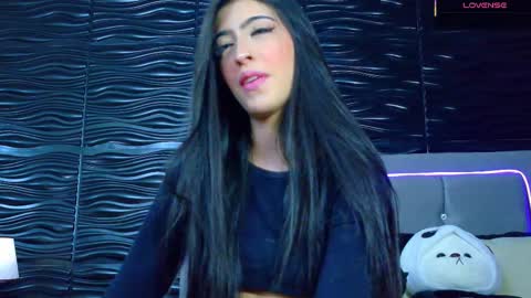 amber_bull online show from September 2025 12:26:01 PM