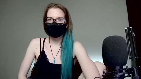 Snapshot of amber_candyfloss chatting on January 2025 03:31:02 AM Amber non-nude model online show from January 2025 03:31:02 AM