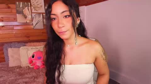amber_curly online show from November 2025 11:05:01 PM