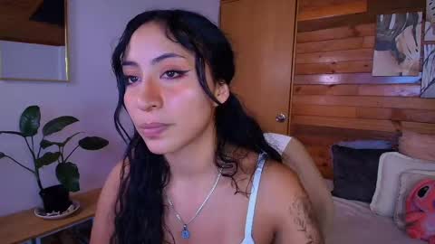 amber_curly online show from April 2026 08:57:02 PM