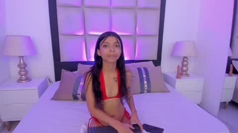 amber_harriis online show from April 2026 04:50:01 AM