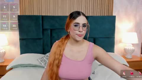 Snapshot of amber_kiss_ chatting on November 2025 06:32:01 PM Emily online show from November 2025 06:32:01 PM