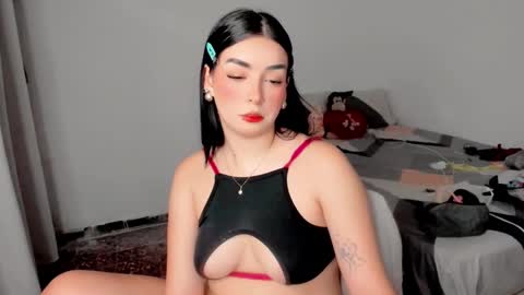 Snapshot of amber_landy1 chatting on January 2025 11:48:02 AM amber online show from January 2025 11:48:02 AM