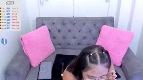 Snapshot of amber_martinezz chatting on March 2025 12:30:02 PM ammber online show from March 2025 12:30:02 PM